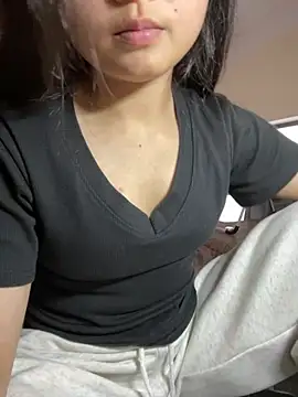 Snapshot of zhaoshangliu chatting on 02/24/26, 07:50 zhaoshangliu online show from 02/24/26, 07:50