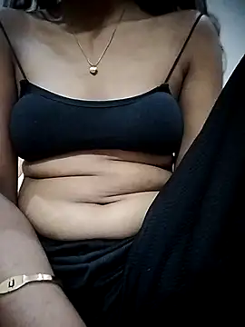 Snapshot of RUHI-24 chatting on 02/28/26, 07:48 RUHI-24 online show from 02/28/26, 07:48