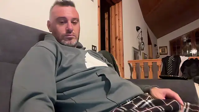 Snapshot of marcovik1 chatting on 03/01/26, 11:07 marcovik1 online show from 03/01/26, 11:07