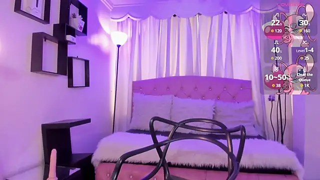 Aurora Ellis  online show from 03/09/26, 01:04