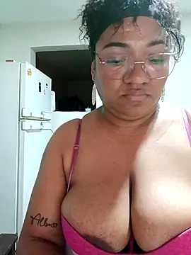 honey-suckle online show from 02/15/26, 07:51