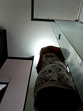 honey-suckle online show from 02/21/26, 07:04