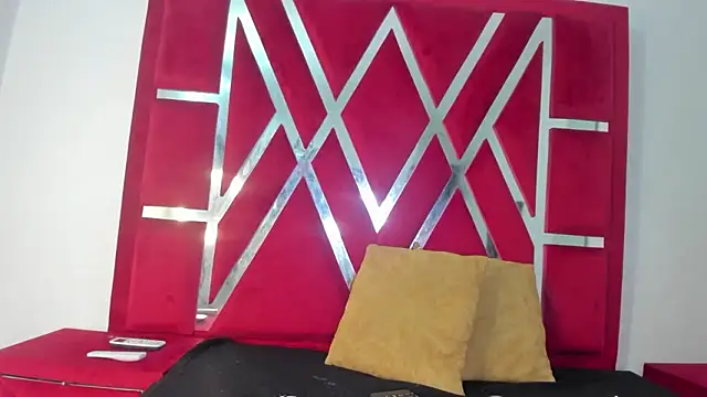 Mia scandark online show from 03/16/26, 10:36