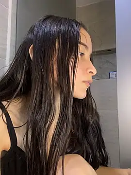 candy deluxe online show from 03/03/26, 02:28