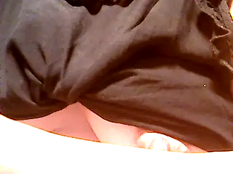 Snapshot of squirtshantal chatting on 03/10/25, 08:37 squirtshantal online show from 03/10/25, 08:37