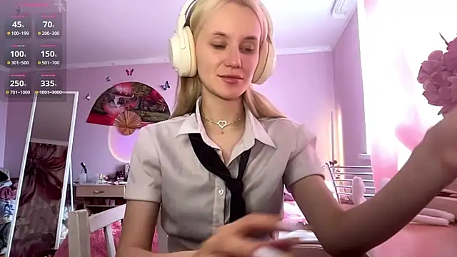 MelissaZaria online show from 05/17/26, 07:39