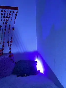 Snapshot of amy-dexter- chatting on 02/15/26, 07:43 amy-dexter- online show from 02/15/26, 07:43