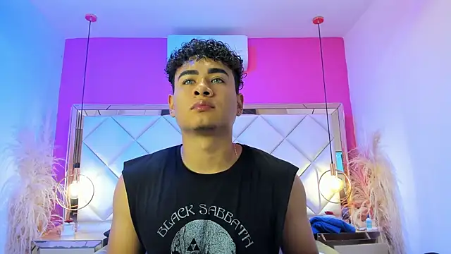 Snapshot of Bastixvontade chatting on 02/16/26, 11:12 Bastixvontade online show from 02/16/26, 11:12