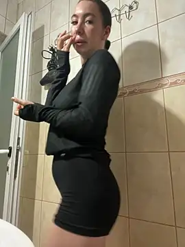 I amSis online show from 02/24/26, 08:23