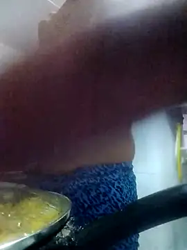 Snapshot of Erickandsam chatting on 02/18/26, 09:44 Erickandsam online show from 02/18/26, 09:44