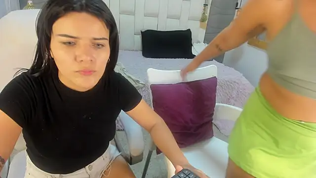 Veyra sereny online show from 03/23/26, 10:36