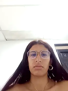 Snapshot of Esperanza__hot chatting on 02/24/26, 03:21 Esperanza hot online show from 02/24/26, 03:21