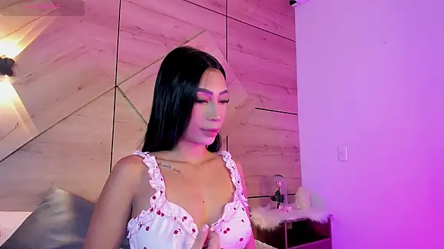 Snapshot of _victoria_lee chatting on 02/20/26, 12:05 victoria lee online show from 02/20/26, 12:05