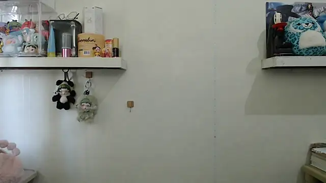 GloryKulikowski online show from 02/17/26, 06:43