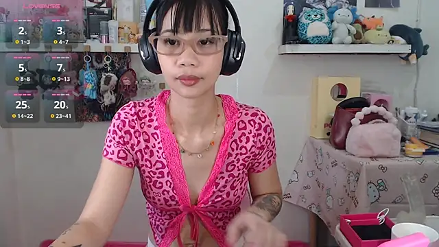 GloryKulikowski online show from 03/19/26, 02:15