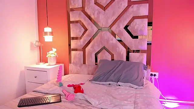 Snapshot of Justmia69 chatting on 02/14/26, 04:42 Justmia69 online show from 02/14/26, 04:42