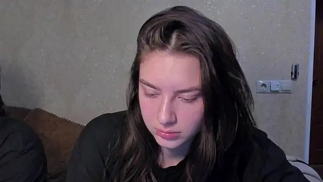 Snapshot of love_lina_muuur chatting on 02/25/26, 08:51 love lina muuur online show from 02/25/26, 08:51