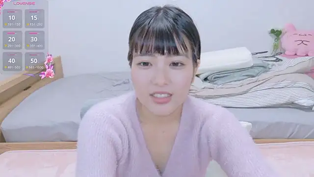 Somi-chan online show from 04/09/26, 08:09