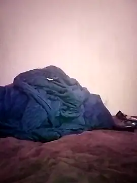 URALZERO420CLOUDS online show from 04/22/26, 08:54