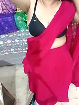 Snapshot of Hot_Sonniyaa chatting on 02/15/26, 07:51 Hot Sonniyaa online show from 02/15/26, 07:51