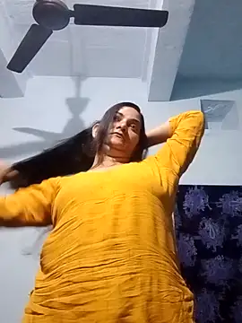 Snapshot of Anushka_Singh0 chatting on 02/27/26, 04:29 Anushka Singh0 online show from 02/27/26, 04:29