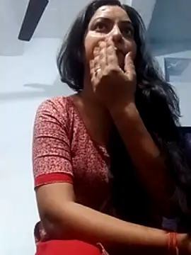 Snapshot of Anushka_Singh0 chatting on 03/02/26, 01:41 Anushka Singh0 online show from 03/02/26, 01:41