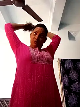 Anushka Singh0 online show from 03/04/26, 09:59