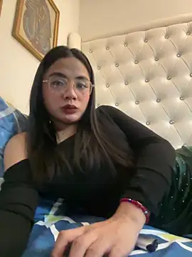 camillejoson online show from 04/08/26, 12:16