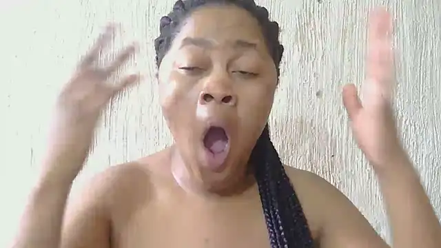 Snapshot of TemptingTits chatting on 02/28/26, 12:17 TemptingTits online show from 02/28/26, 12:17