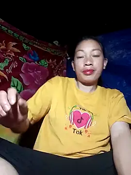 Snapshot of Susuu5790 chatting on 03/02/26, 08:37 Susuu5790 online show from 03/02/26, 08:37