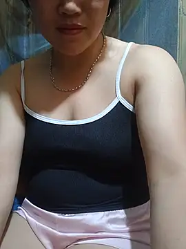 Snapshot of nelina_12345 chatting on 06/17/26, 08:32 nelina 12345 online show from 06/17/26, 08:32
