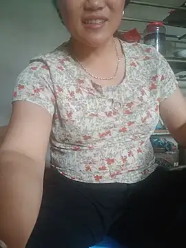 Snapshot of nelina_12345 chatting on 06/24/26, 06:12 nelina 12345 online show from 06/24/26, 06:12