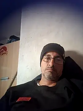Snapshot of Arteiroelo chatting on 07/14/26, 04:34 Arteiroelo online show from 07/14/26, 04:34