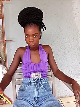 Snapshot of SexySlender_05 chatting on 02/24/26, 02:04 SexySlender 05 online show from 02/24/26, 02:04