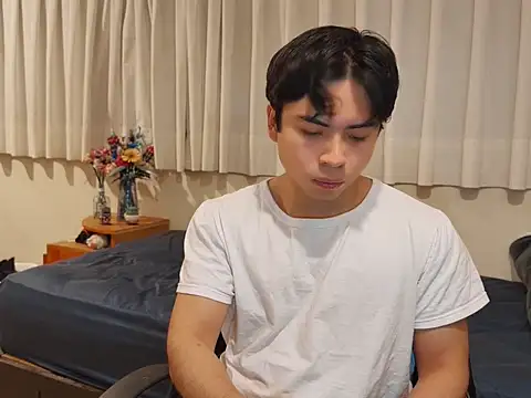 Snapshot of BentoBoxxx chatting on 02/28/26, 01:06 BentoBoxxx online show from 02/28/26, 01:06