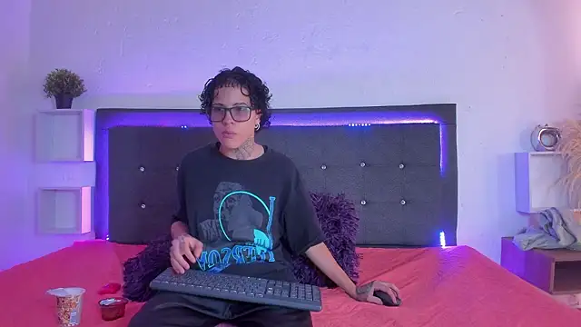 Ale cuzz online show from 02/27/26, 03:01