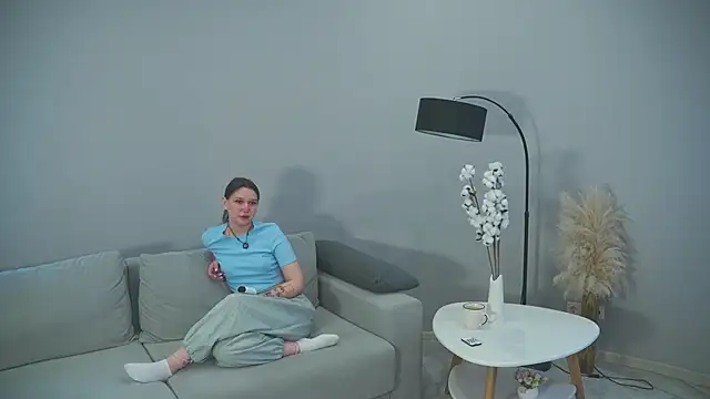 Snapshot of AricaOhashi chatting on 02/19/26, 08:10 AricaOhashi online show from 02/19/26, 08:10