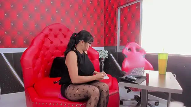 Snapshot of Lawuaifu11 chatting on 02/26/26, 07:46 Lawuaifu11 online show from 02/26/26, 07:46