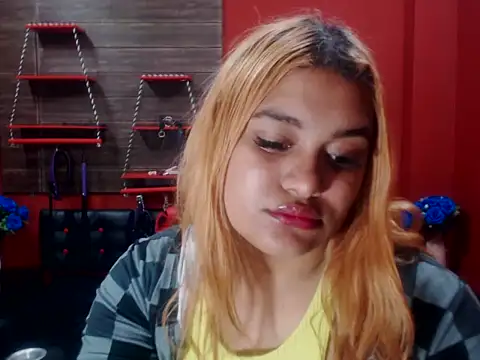 Snapshot of Alicefetishxxx chatting on 02/12/26, 05:41 Alicefetishxxx online show from 02/12/26, 05:41