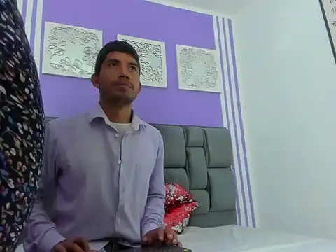 MAGGYE MAX online show from 02/13/26, 02:24