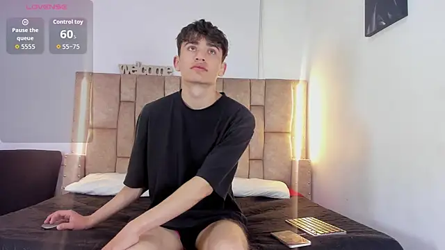 Noir Sebas online show from 04/08/26, 04:12