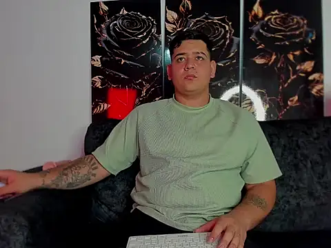 Snapshot of winy_hot chatting on 02/18/26, 05:36 winy hot online show from 02/18/26, 05:36