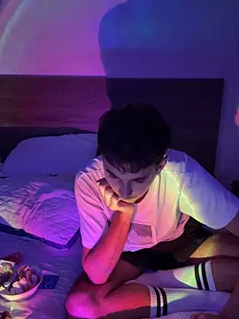 Snapshot of fabianmyst chatting on 02/16/26, 05:53 fabianmyst online show from 02/16/26, 05:53