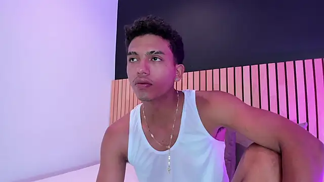 jhoystrong  online show from 03/02/26, 07:54