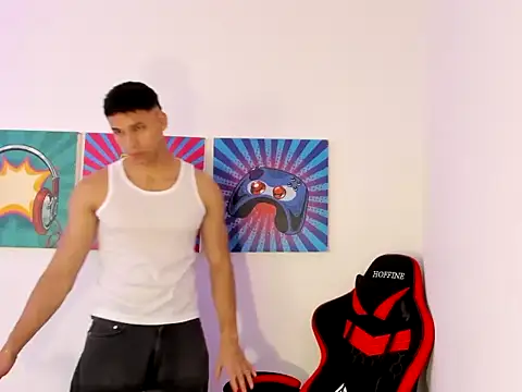 Snapshot of Thomas_walker14 chatting on 02/21/26, 12:50 Thomas walker14 online show from 02/21/26, 12:50