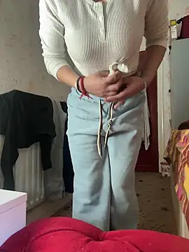 Snapshot of piayaali chatting on 02/25/26, 02:27 piayaali online show from 02/25/26, 02:27