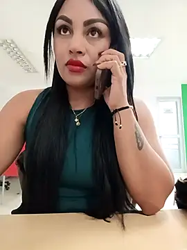 Snapshot of ValeriaVilla2 chatting on 02/21/26, 02:18 ValeriaVilla2 online show from 02/21/26, 02:18