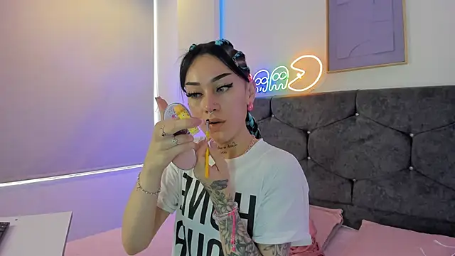 Megan Morphy online show from 03/28/26, 01:22