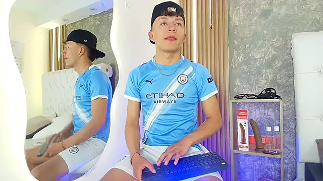 Dark Nico online show from 04/05/26, 04:09