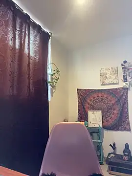 Snapshot of Abril_Thompson221 chatting on 06/06/26, 10:36 Abril Thompson221 online show from 06/06/26, 10:36